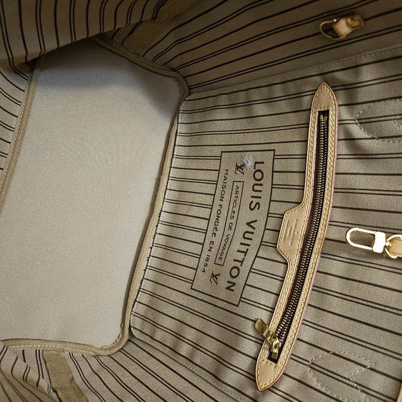 (Reserved)Authentic Louis Vuitton Monogram Neverful MM - Picture 6 of 9